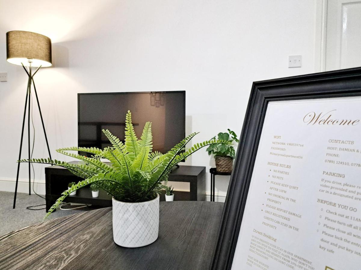 Stylish 2 Bed Apartment With Free Parking, Speed Wifi, Free Parking Colchester Dış mekan fotoğraf